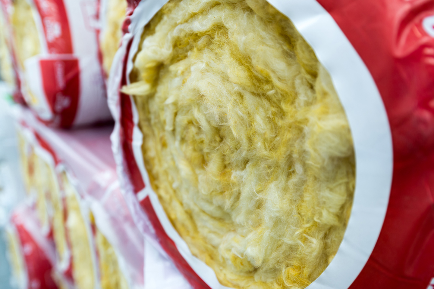 Welche besonderen Eigenschaften weist die Glaswolle auf?